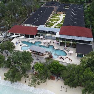 Pine Tree Beach Hotel